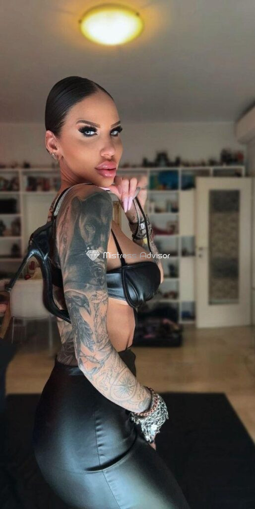 Angelica Mistress Milano