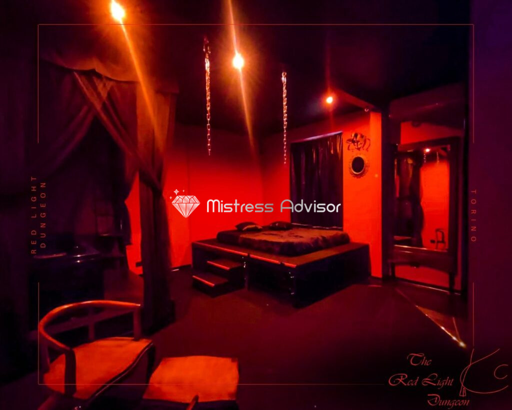 RED LIGHT DUNGEON Dungeon Torino