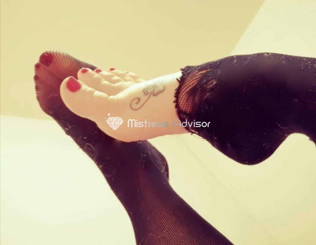 Selvaggia Mistress Lucca